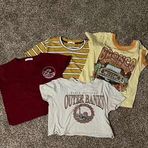 Graphic Cropped T-Shirts